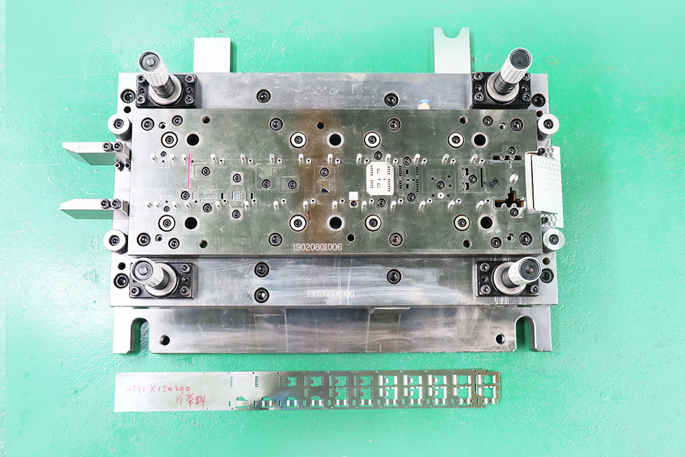 Electrical mold